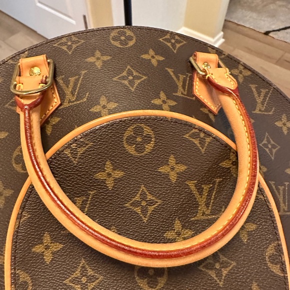 Louis Vuitton Monogram Eclipse MM Bag Coated Canvas Leather trim Brass Hardware - Picture 15 of 16